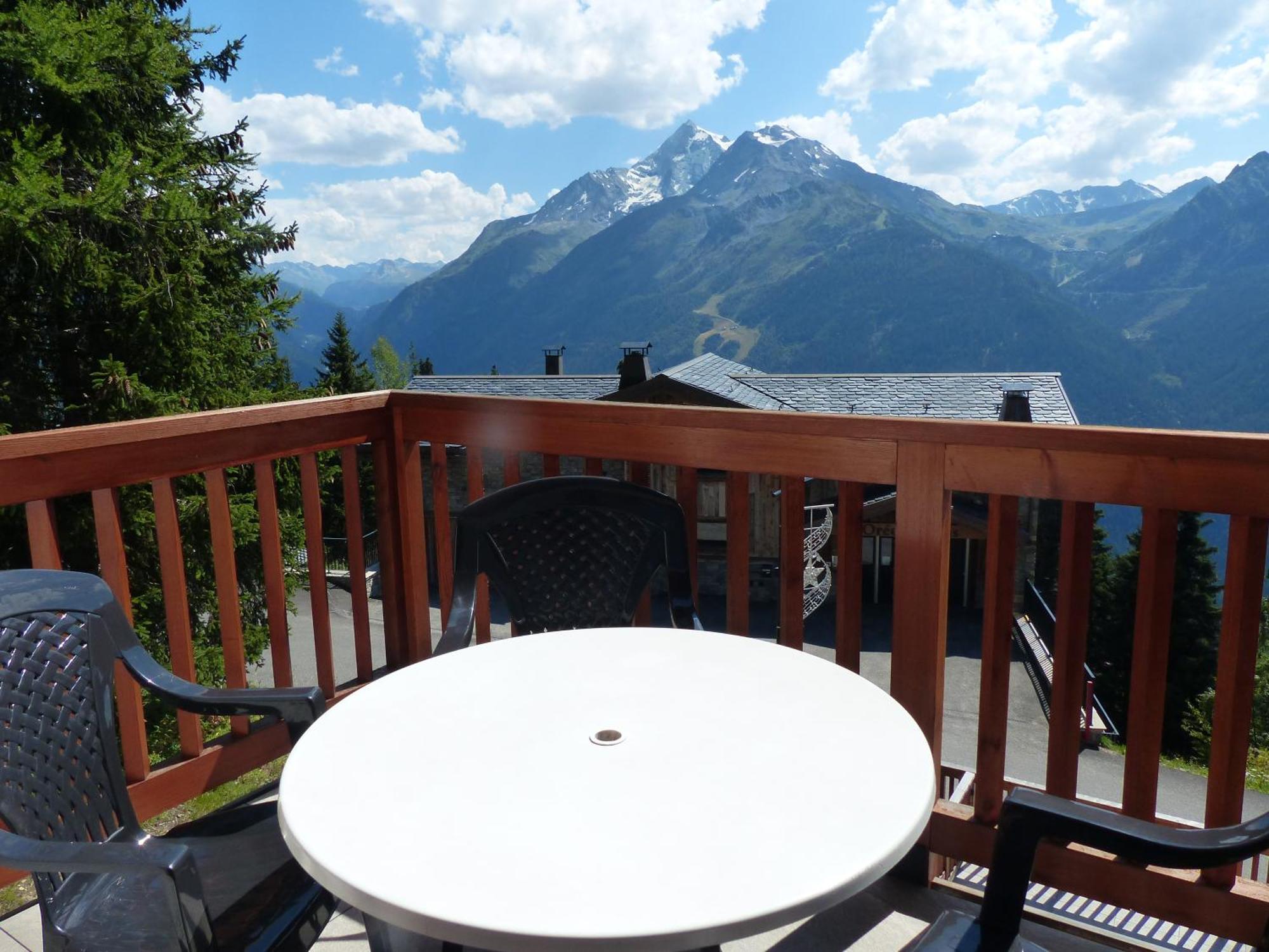 Appartement Dans Un Chalet Typique De Montagne A La Rosiere Montvalezan ภายนอก รูปภาพ